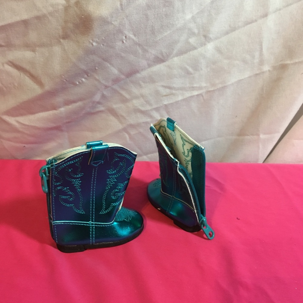 Cowgirl boots fits American girl